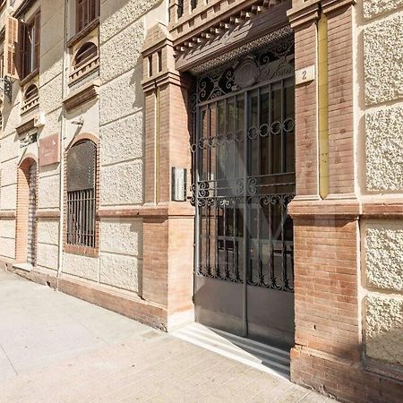 Modern Apartment Next To The Cervantes Theatre By Rems Malaga Luaran gambar